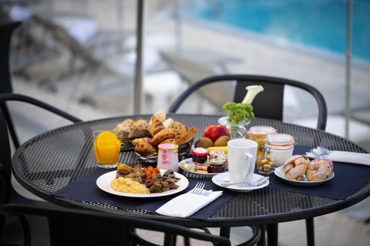 Mouratoglou Hotel & Resort Бйо Екстер'єр фото