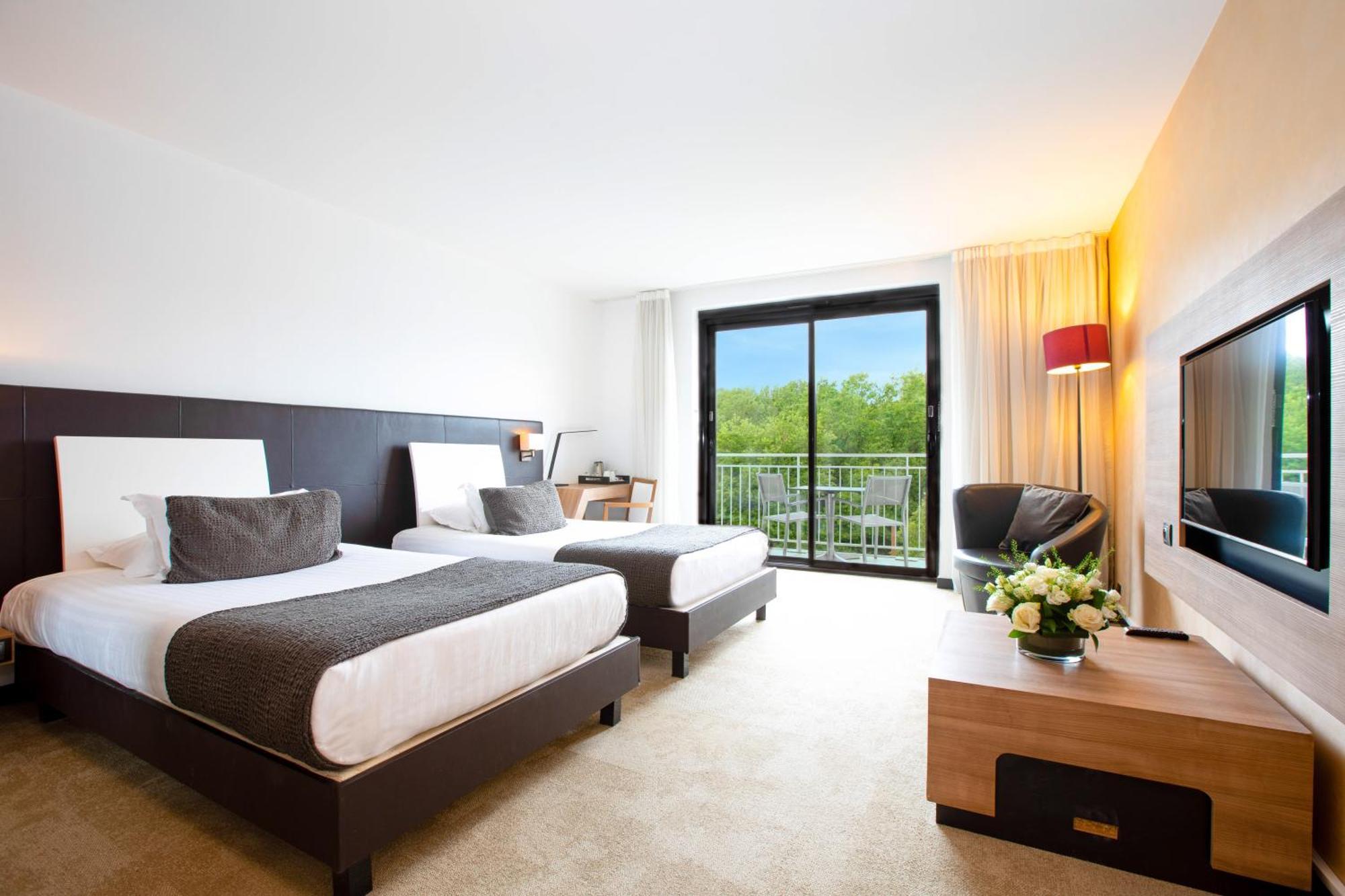 Mouratoglou Hotel & Resort Бйо Екстер'єр фото
